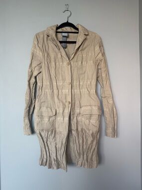 Lilith beige crinkle blazer